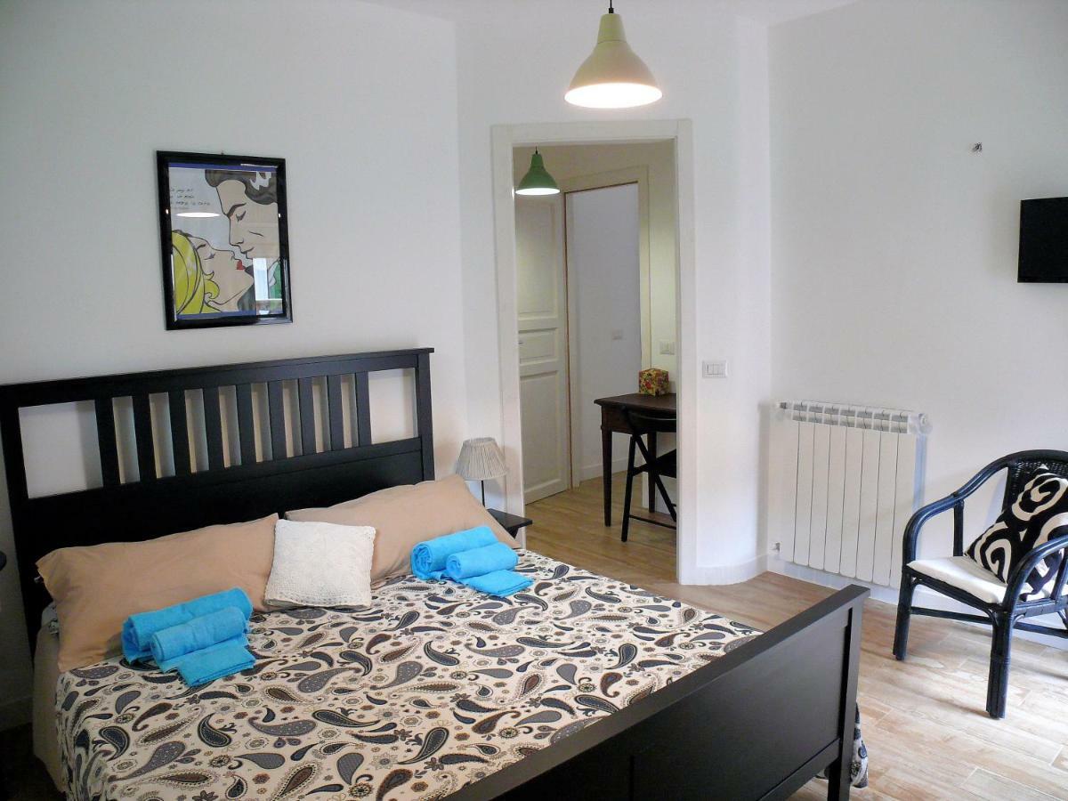 Bed and Breakfast Invito al viaggio Giardini Naxos Esterno foto