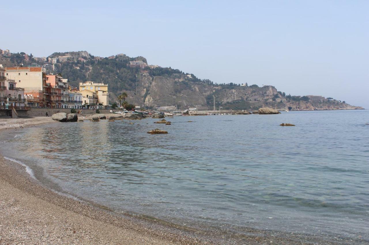 Bed and Breakfast Invito al viaggio Giardini Naxos Esterno foto