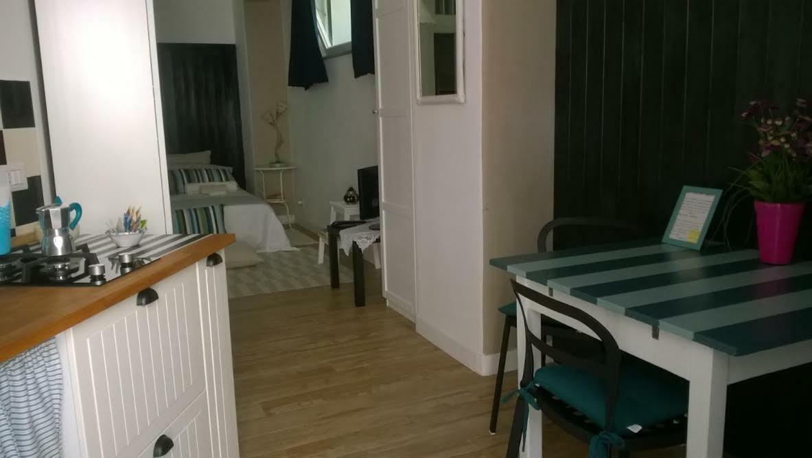 Bed and Breakfast Invito al viaggio Giardini Naxos Esterno foto