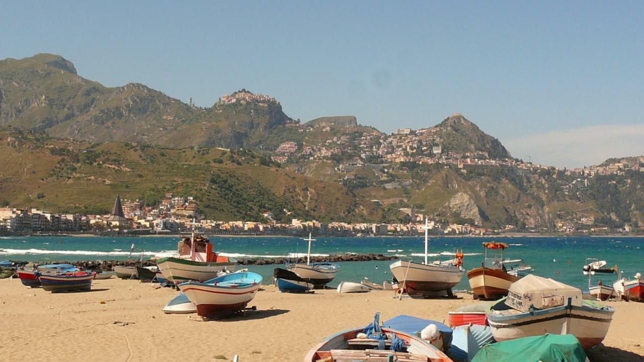 Bed and Breakfast Invito al viaggio Giardini Naxos Esterno foto